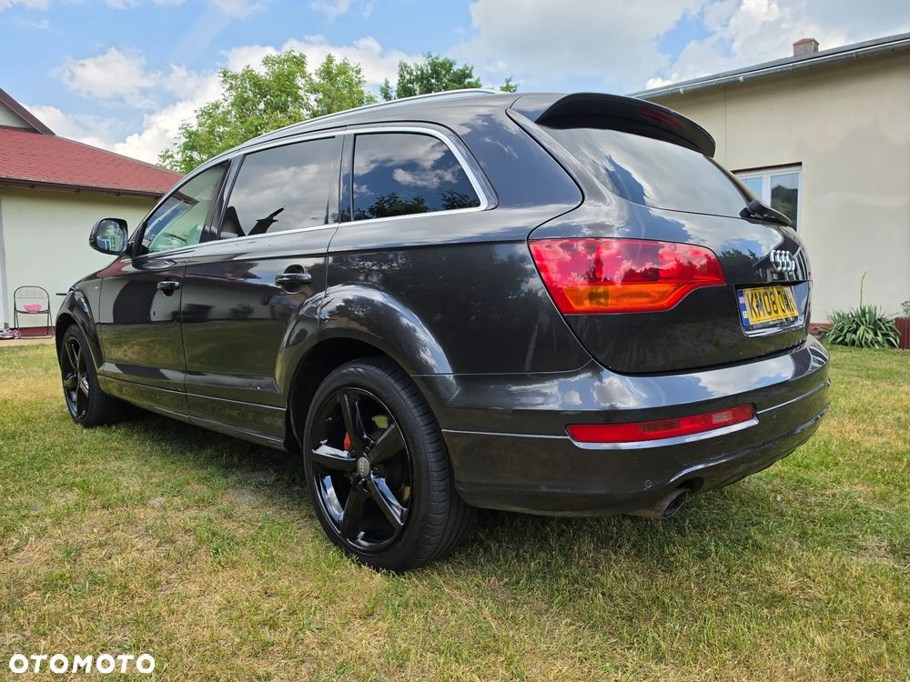 Audi Q7 3.0 TDI DPF clean diesel Quattro Tiptronic - 9