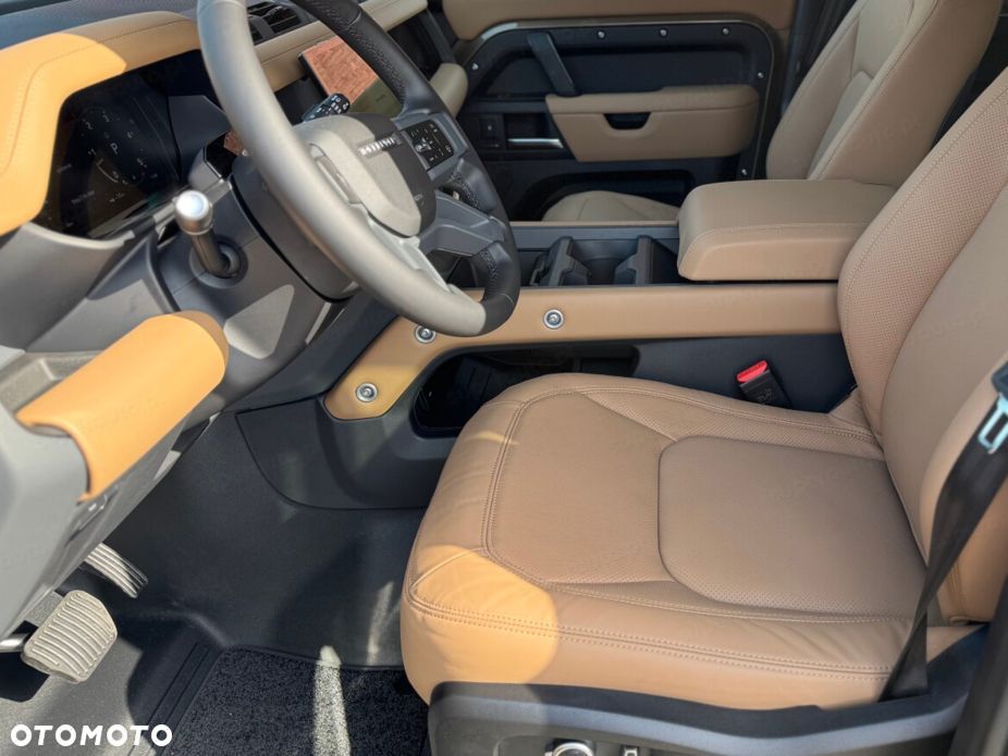Land Rover Defender 3.0 D350 mHEV X-Dynamic SE - 5