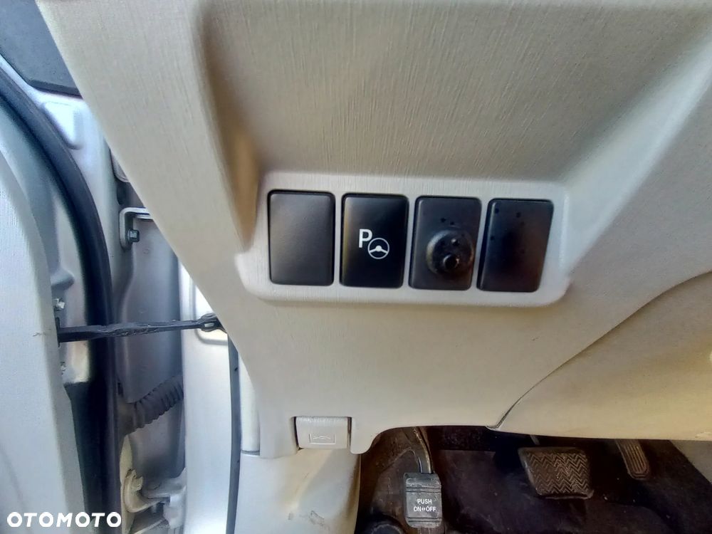Toyota Prius+ - 4