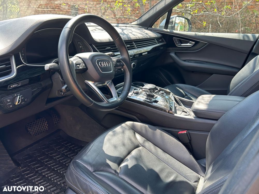Audi Q7 3.0 TFSI Quattro Tip - 4