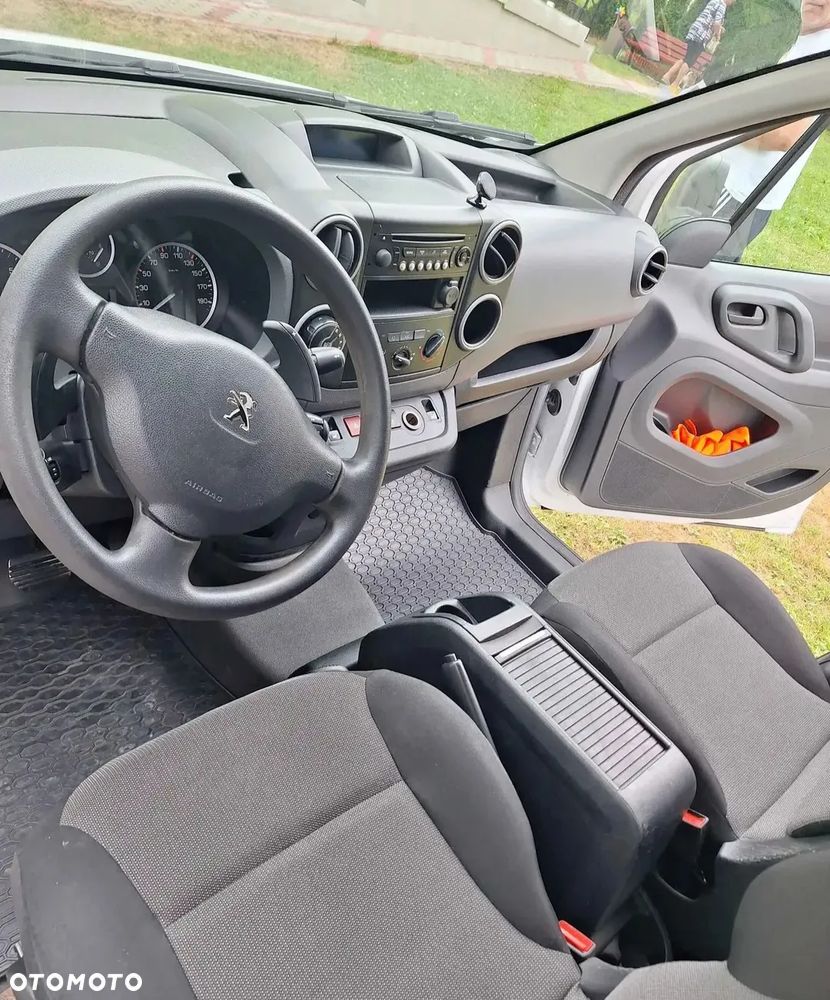 Peugeot Partner - 8