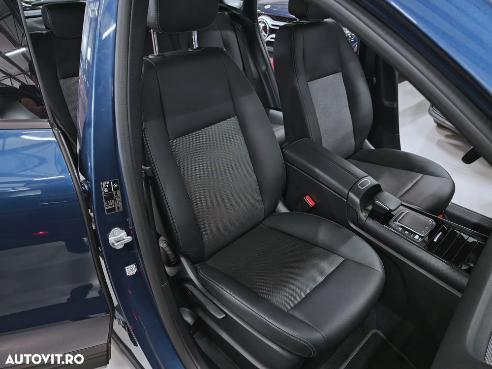Mercedes-Benz GLA 200 d Aut. - 10