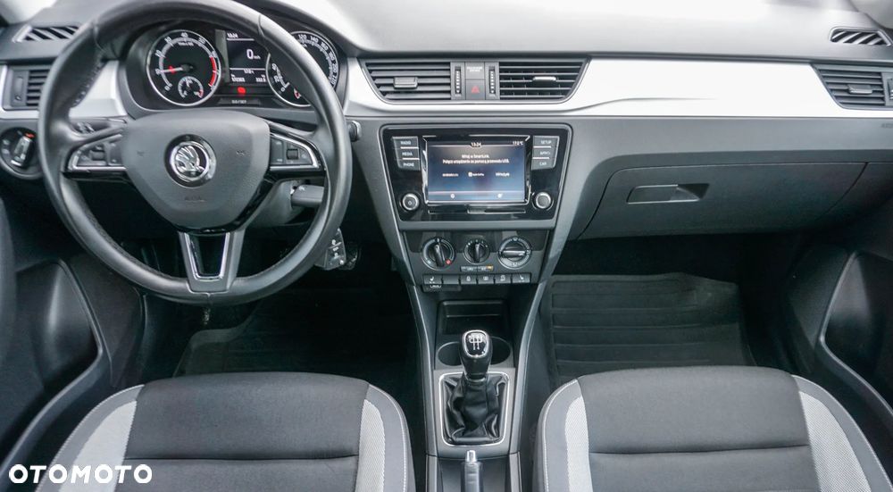 Skoda RAPID 1.0 TSI Ambition - 33