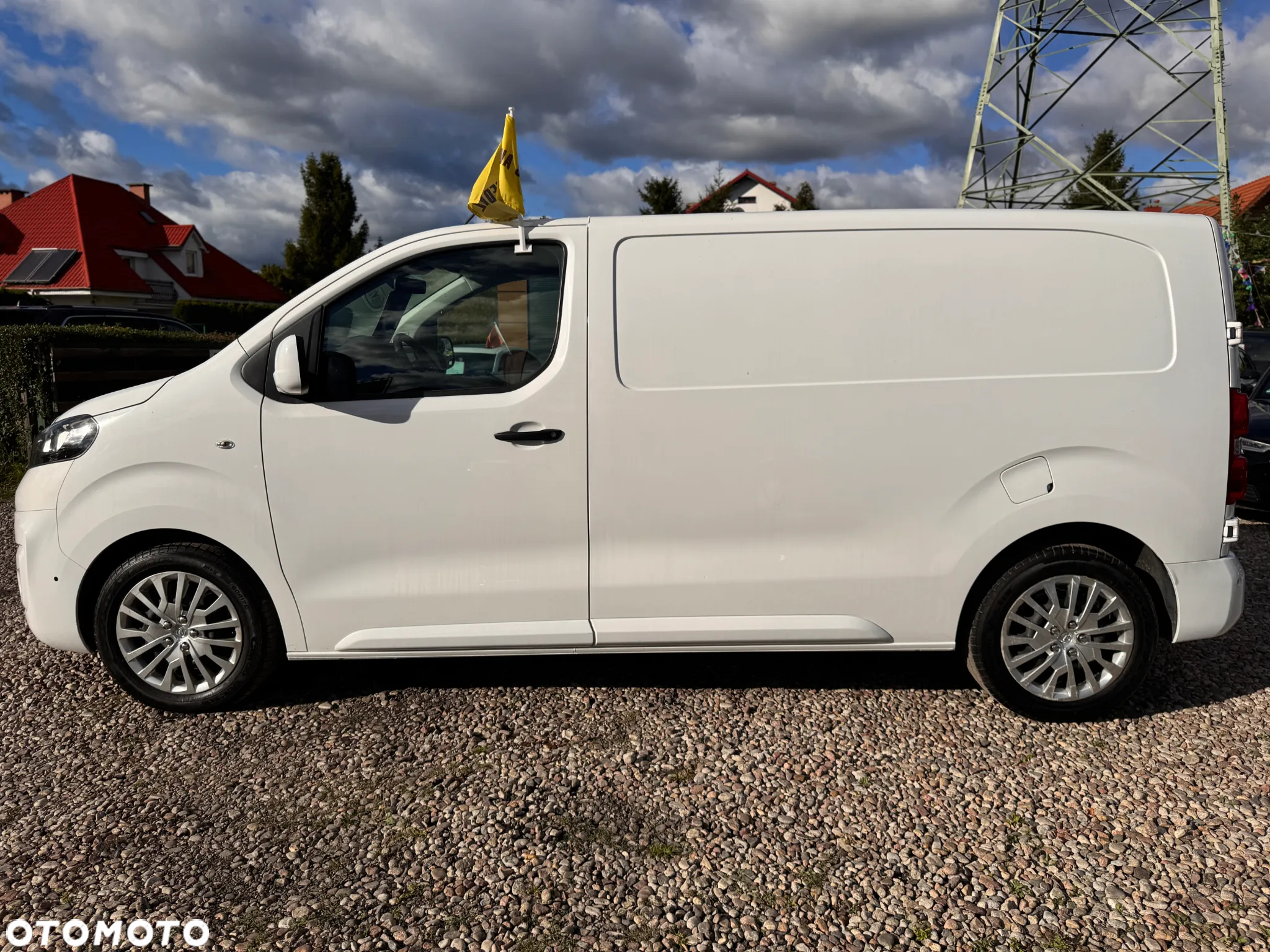 Opel Vivaro - 8