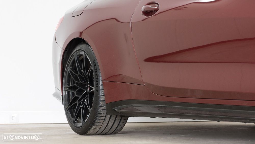 BMW M4 Competition Pack 50 anos M - 16