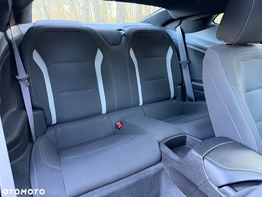 Chevrolet Camaro - 13