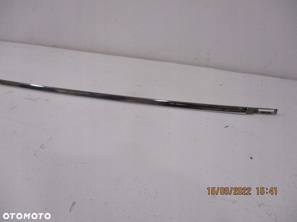 Listwa zderzaka MERCEDES 212 A2128850021 - 2