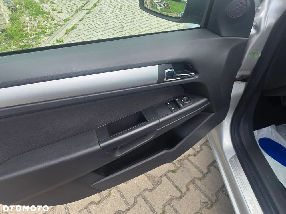 Opel Astra 1.8 - 14