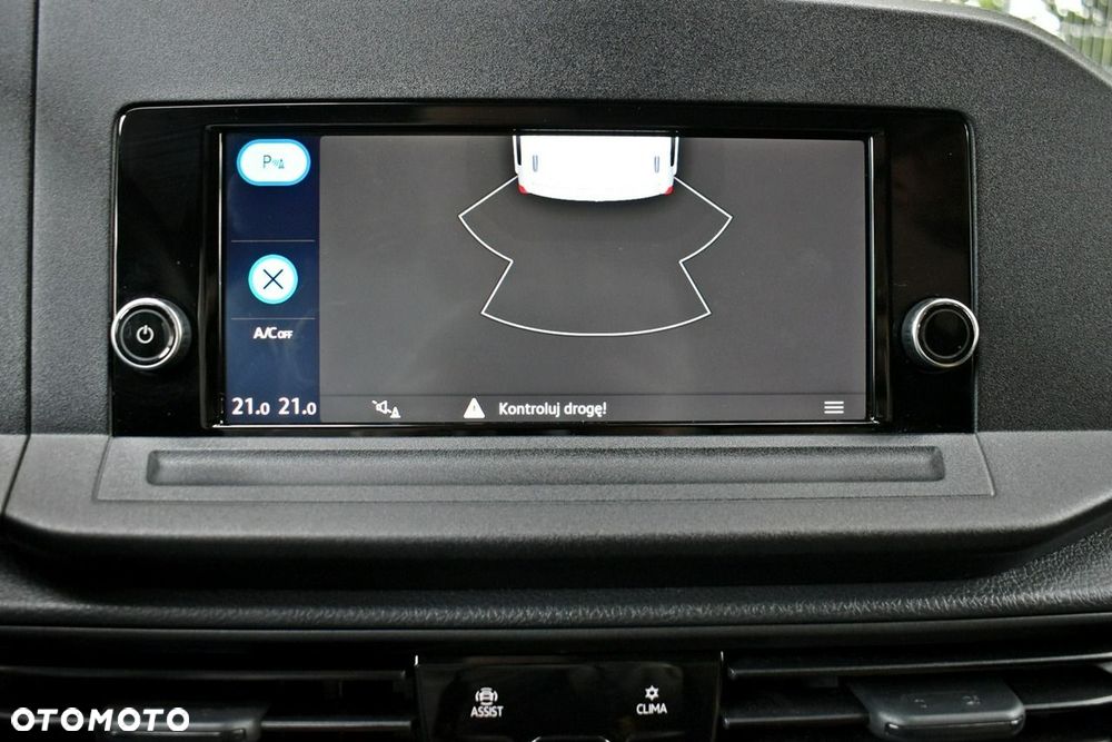 Volkswagen Caddy Maxi DSG - 17