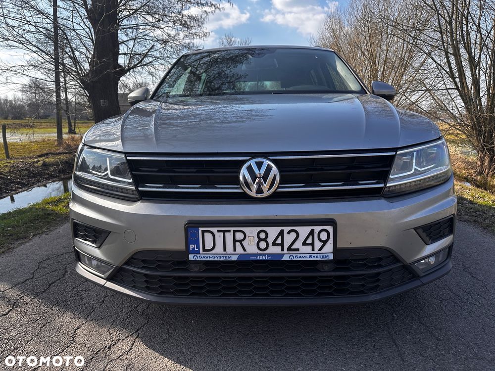 Volkswagen Tiguan - 2