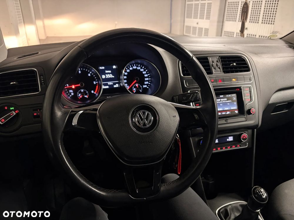 Volkswagen Polo 1.4 TDI (Blue Motion Technology) Highline - 6