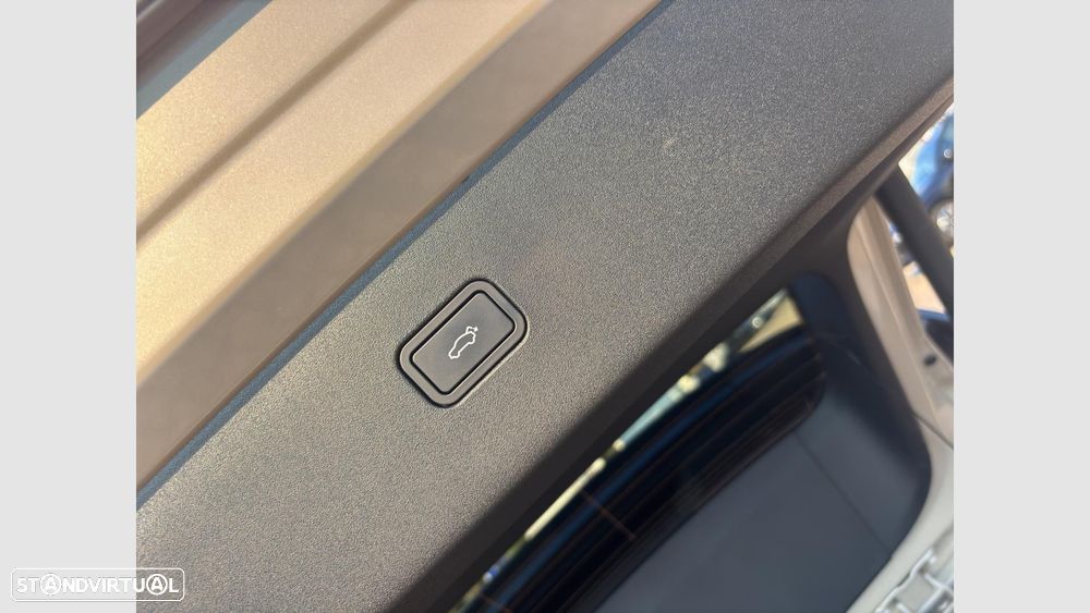Volvo EX30 P5 Long Range Ultra - 17