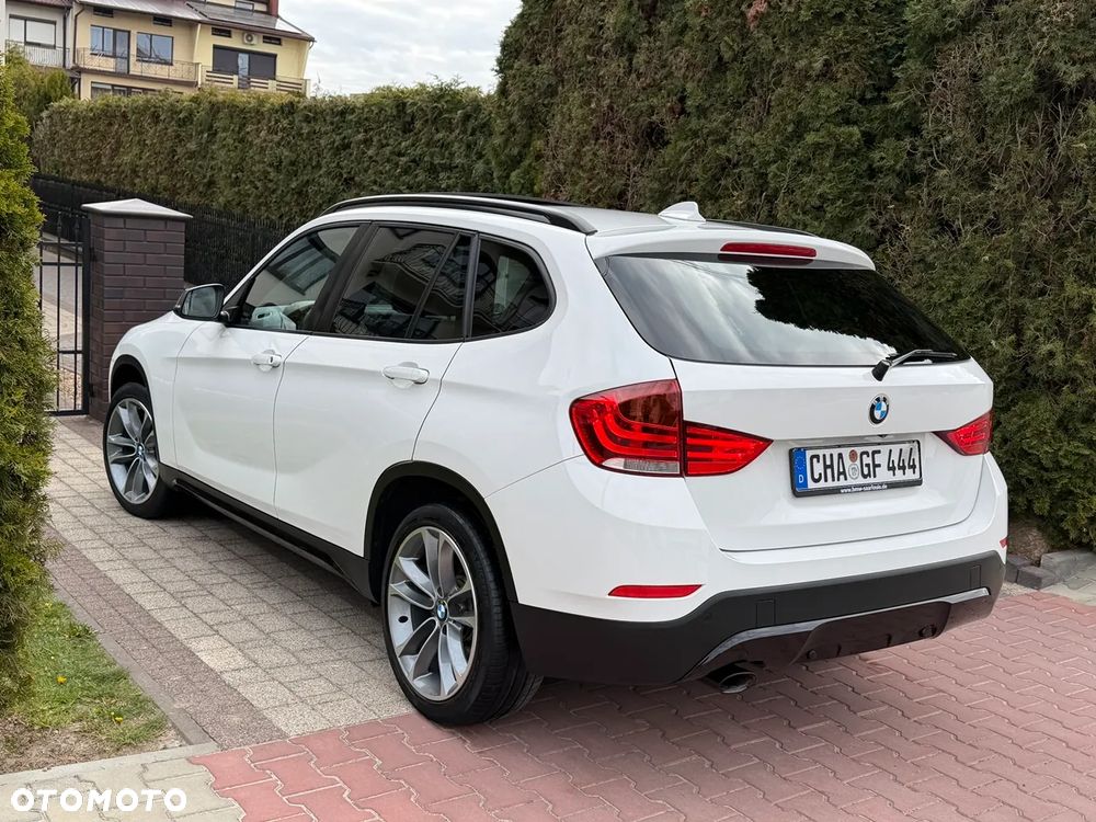 BMW X1 xDrive20d Sport Line - 4