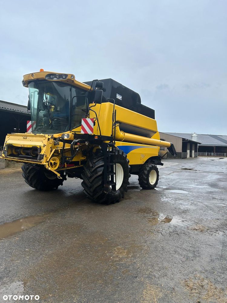 New Holland CSX 7070 - 2