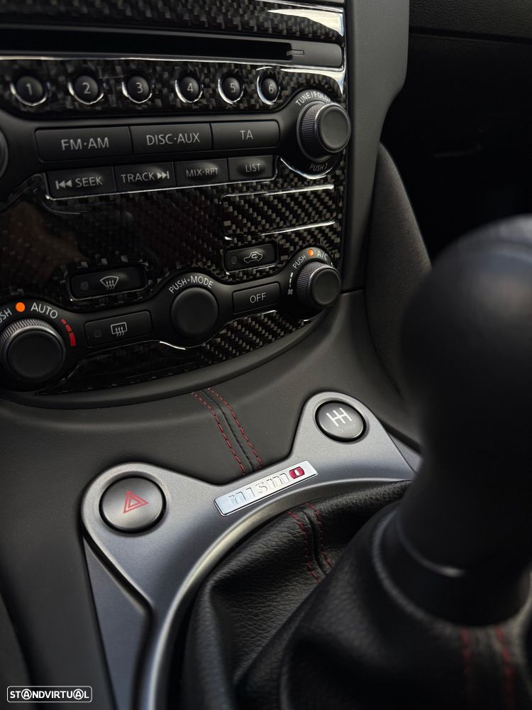 Nissan 370 Z NISMO - 8