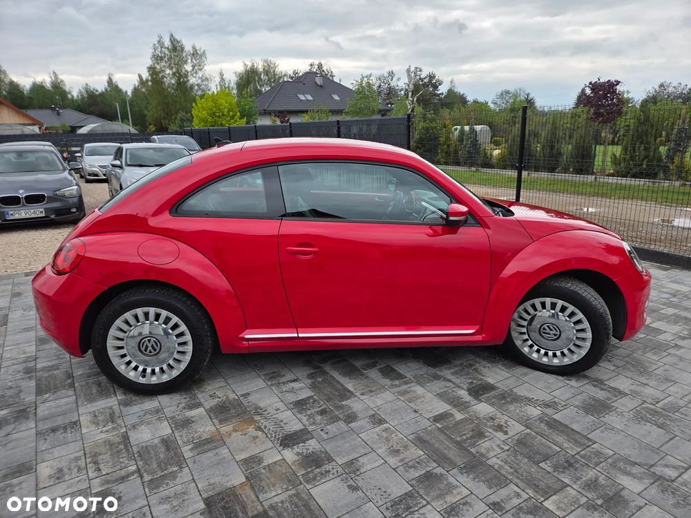 Volkswagen New Beetle - 7