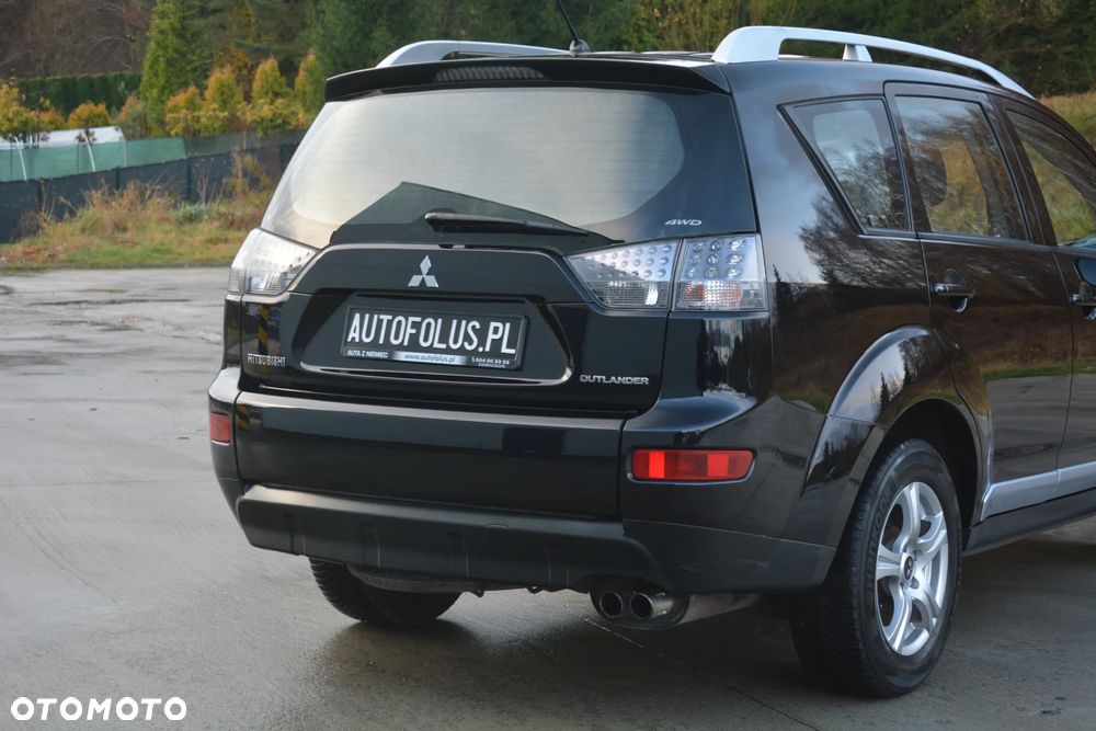 Mitsubishi Outlander - 13