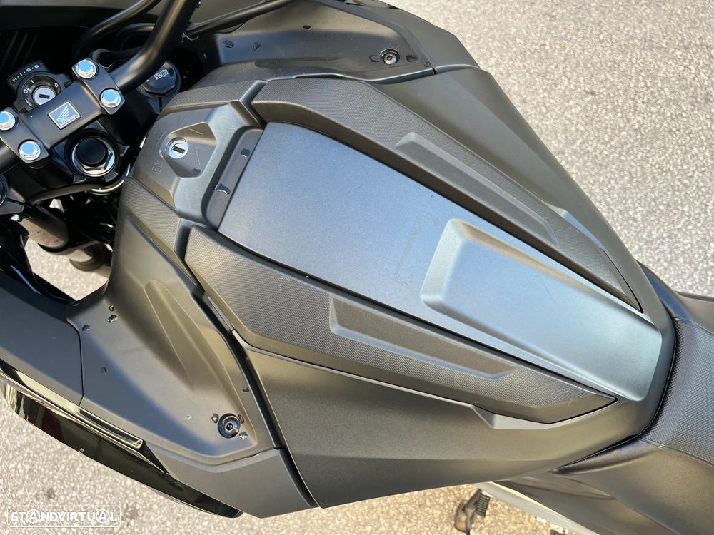 Honda NC750X - APENAS 6.200 KMS !! - DESDE 114 EUR / MÊS !! - 18