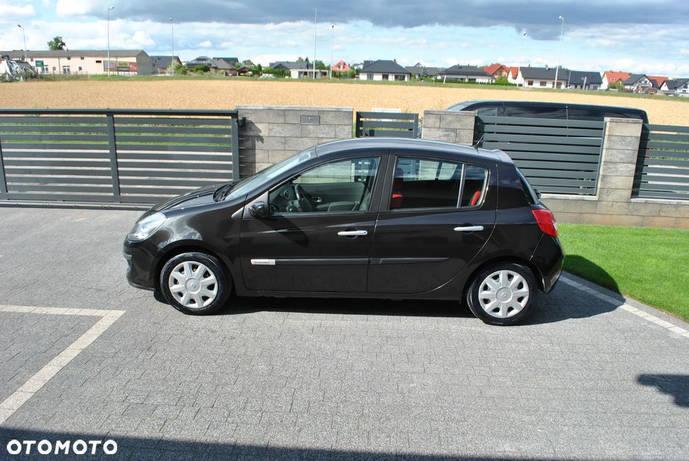 Renault Clio 1.2 16V Ripcurl - 12