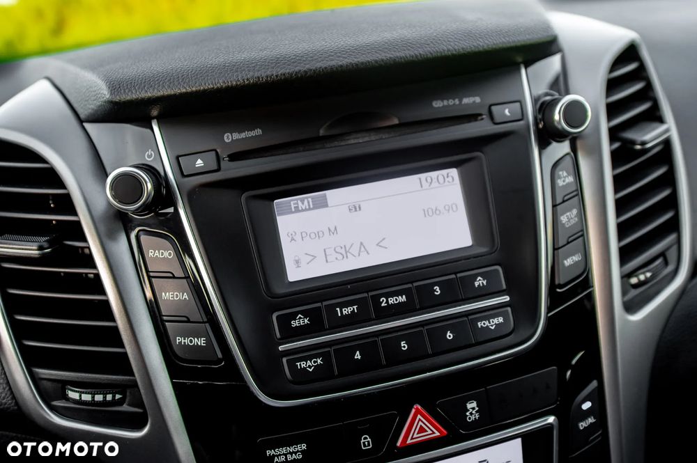 Hyundai i30 blue Kombi 1.6 GDi Style - 27