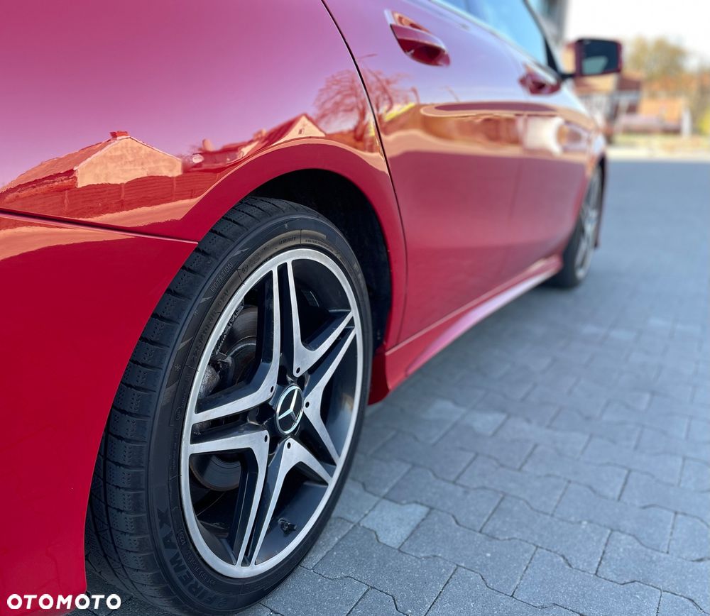 Mercedes-Benz CLA 180 7G-DCT SCORE - 20