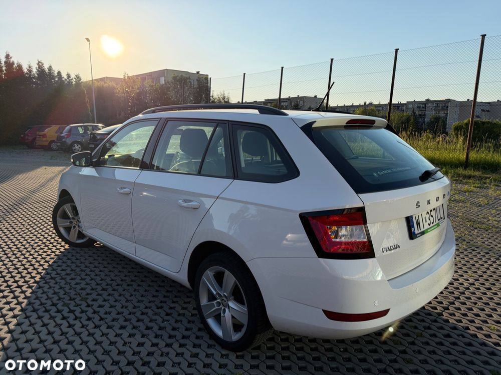 Skoda Fabia 1.0 Ambition - 5