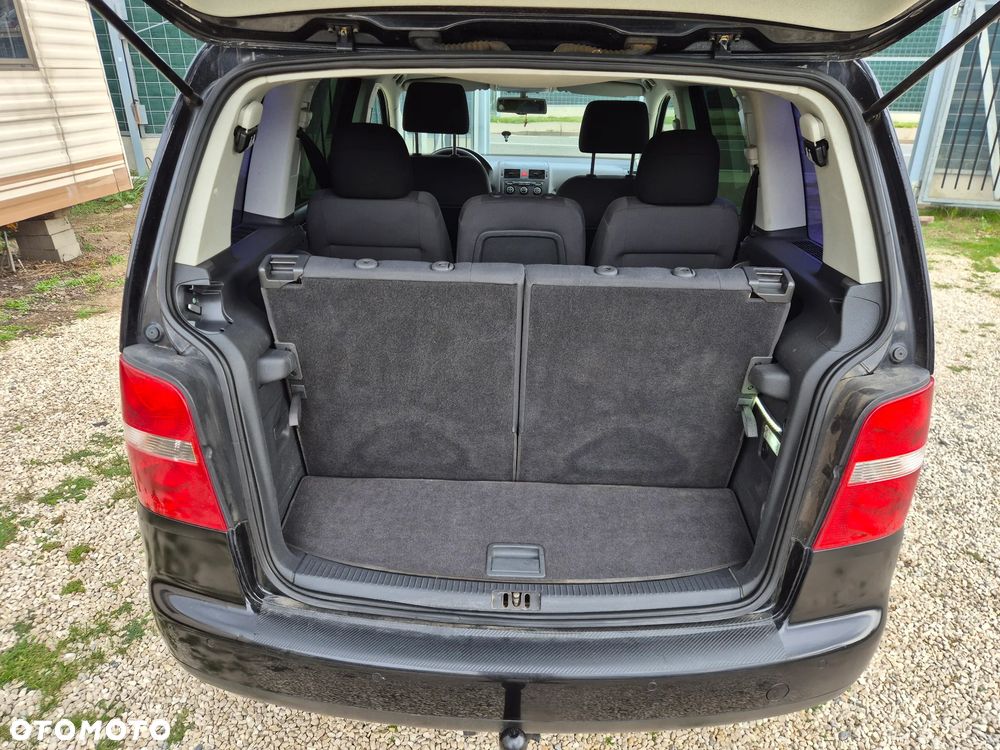 Volkswagen Touran 2.0 TDI United - 14
