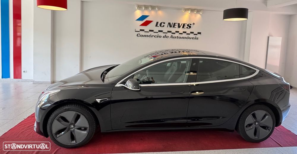 Tesla Model 3 Long-Range Dual Motor AWD - 4