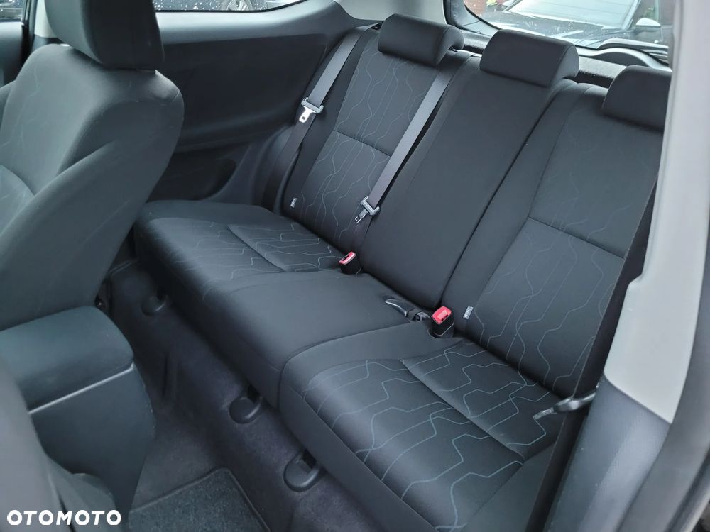 Toyota Auris 1.33 VVT-i Edition - 12