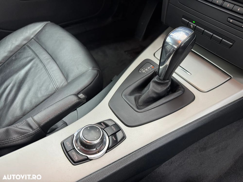 BMW Seria 3 320d Aut. Edition Exclusive - 18
