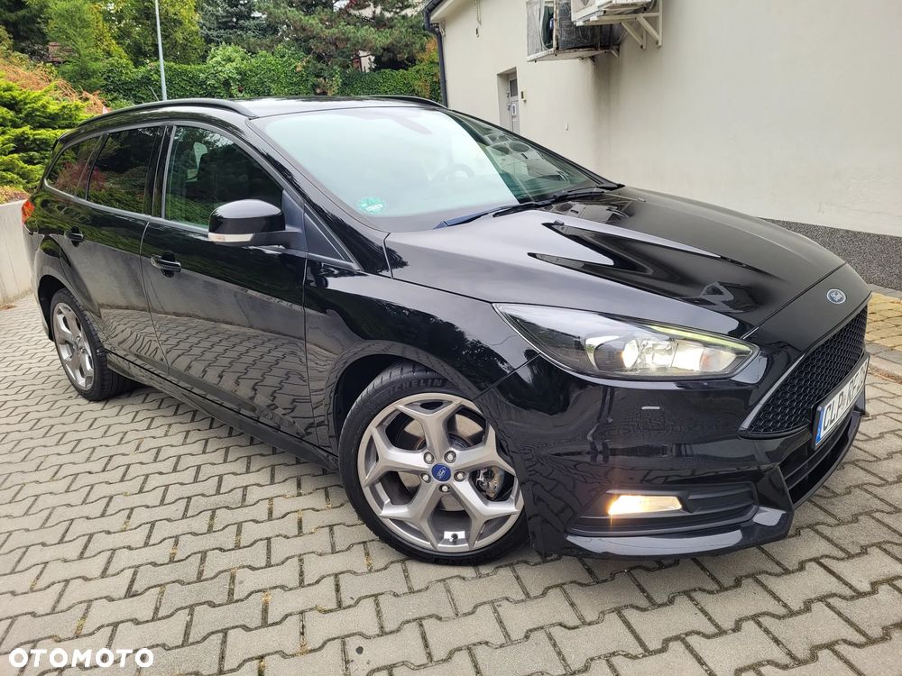 Ford Focus 2.0 TDCi ST mit Leder-Sport-Paket - 3
