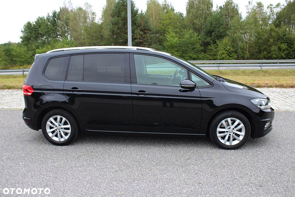 Volkswagen Touran 2.0 TDI SCR Highline - 8