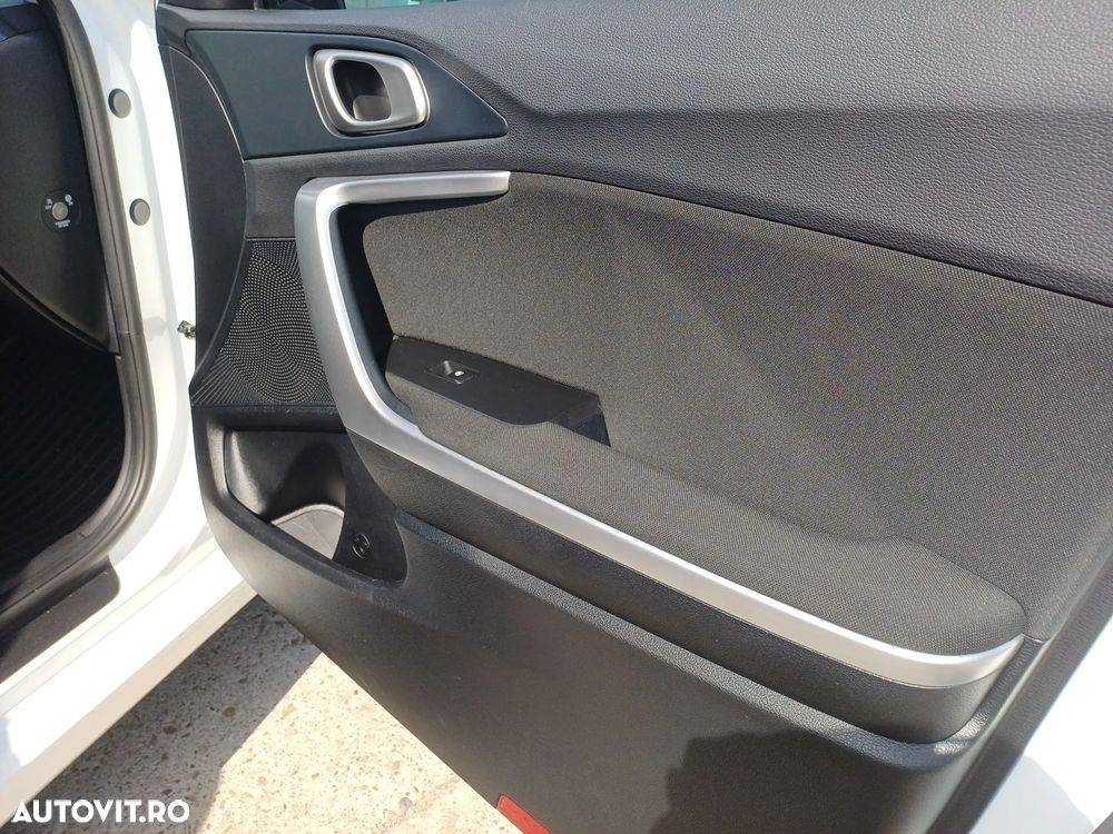 Kia Ceed 1.5 T-GDI 6MT Best - 22