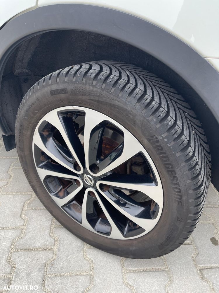 Nissan Qashqai 1.5 DCI TEKNA+ - 17