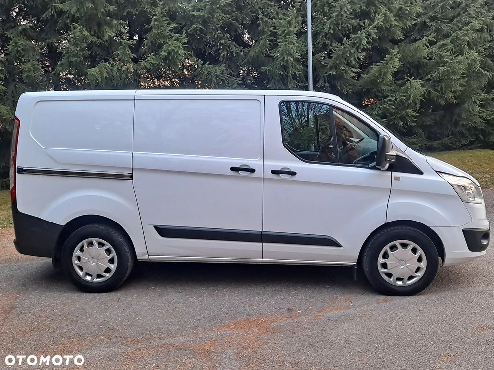 Ford TRANSIT CUSTOM - 8