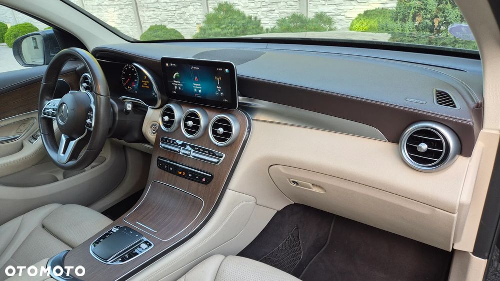 Mercedes-Benz GLC 200 4Matic 9G-TRONIC - 5