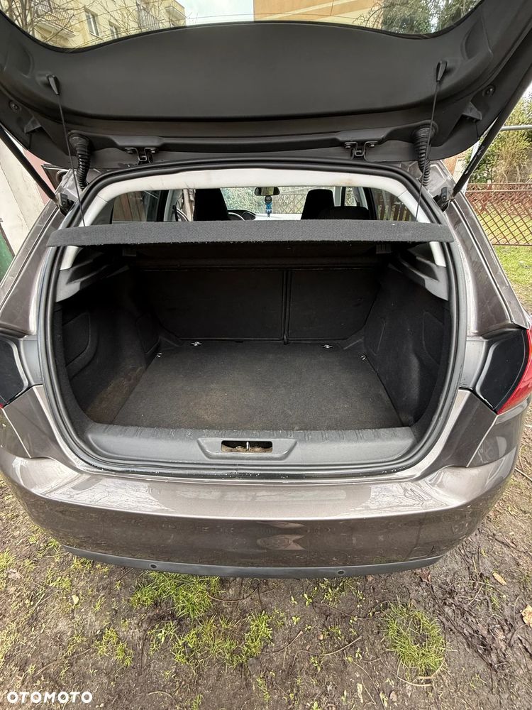 Peugeot 308 1.2 PureTech Business Line S&S - 14