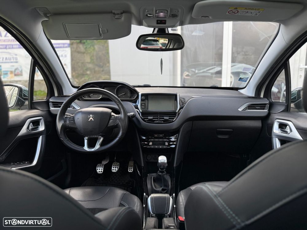 Peugeot 2008 1.6 BlueHDi Crossway - 26