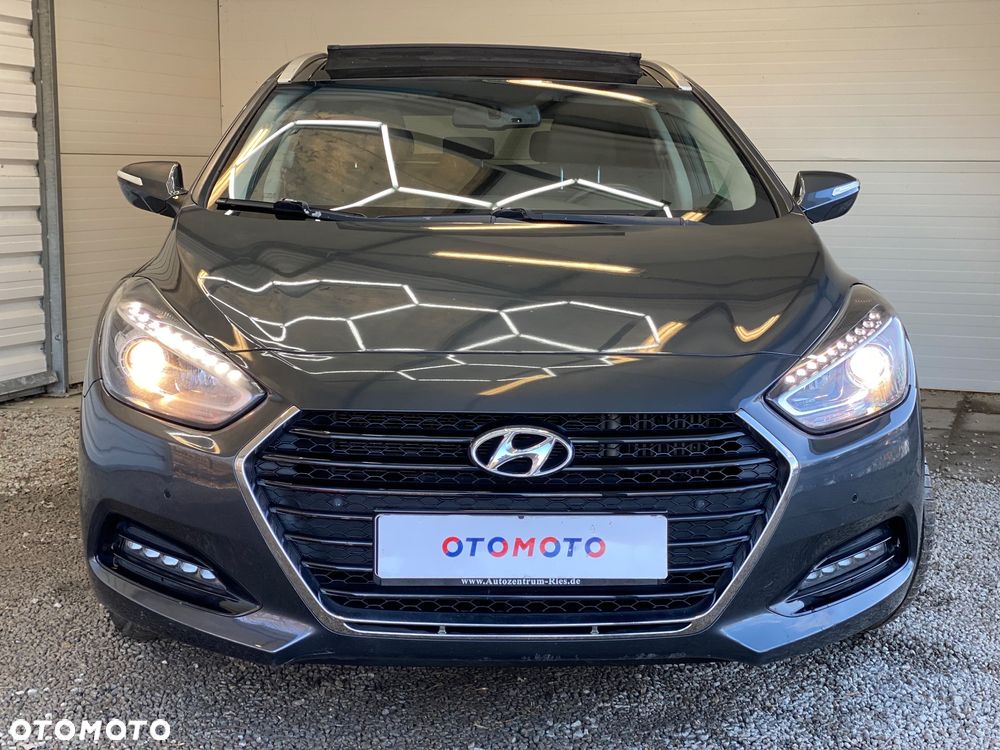 Hyundai i40 1.7 CRDi Premium DCT - 2