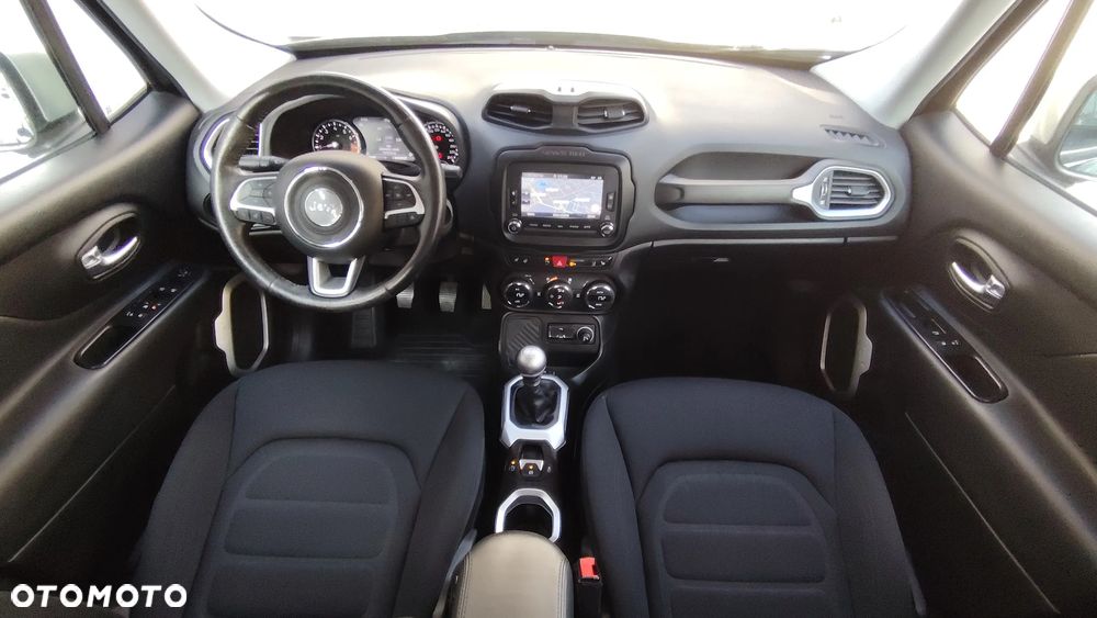 Jeep Renegade 1.4 MultiAir Limited - 32