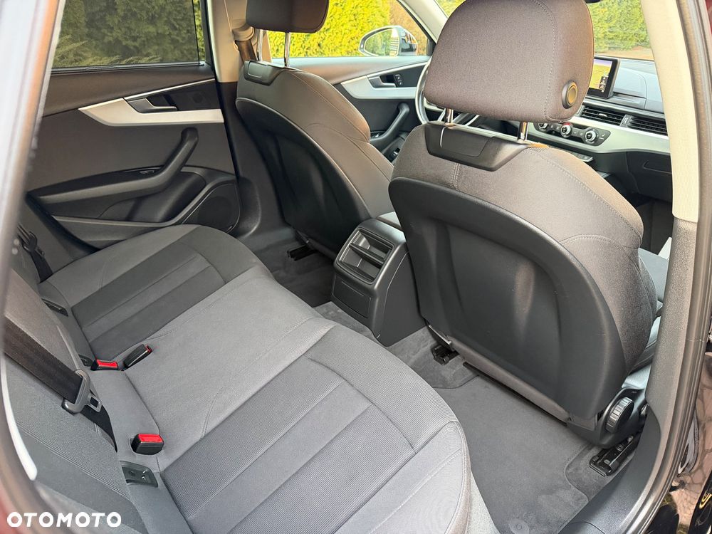 Audi A4 Avant 2.0 TDI DPF S line Sportpaket - 16