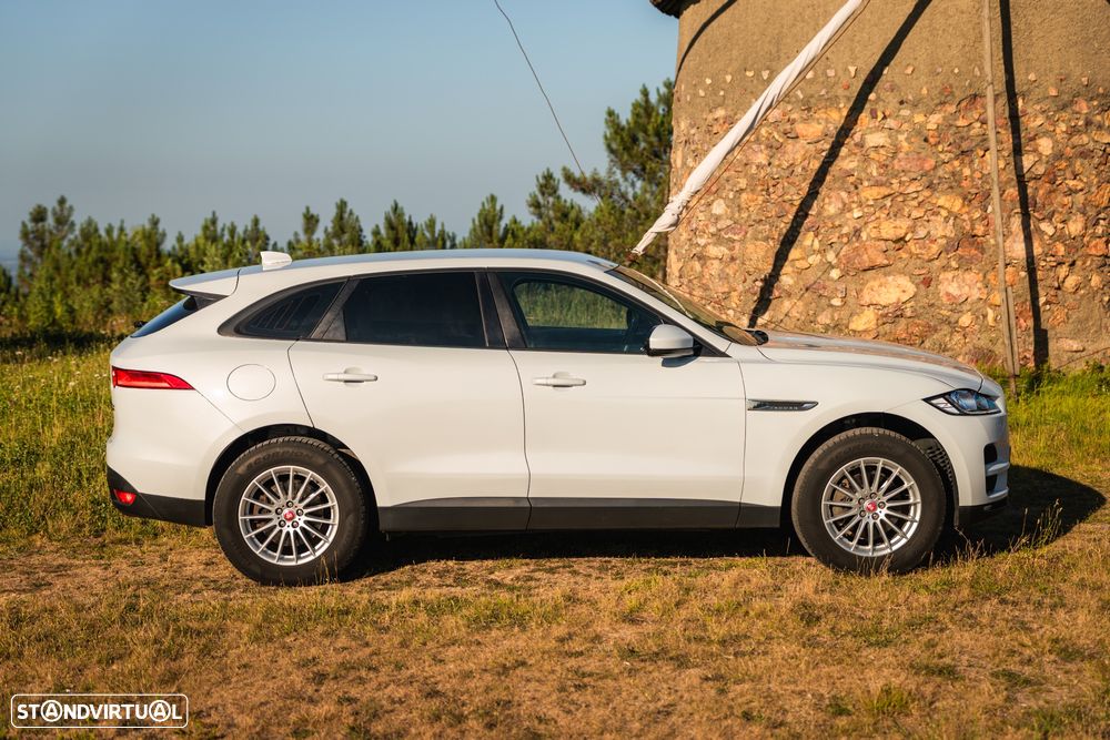 Jaguar F-Pace 2.0 i4D Pure - 56