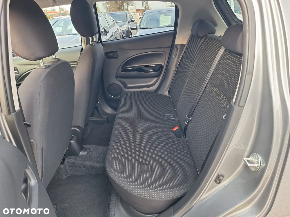 Mitsubishi Space Star 1.2 Clear Tec CVT Edition+ - 30