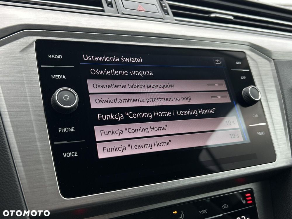 Volkswagen Passat Variant 2.0 TDI EVO Business DSG - 25