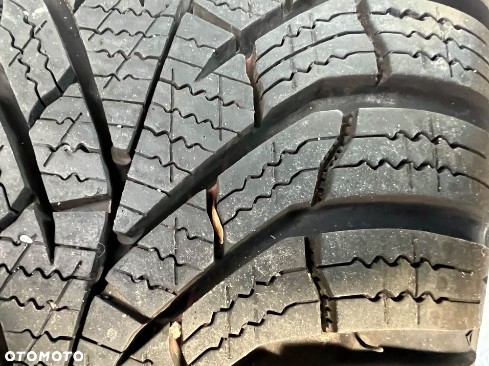 Renault Clio 1.2 16V 75 Dynamique - 19