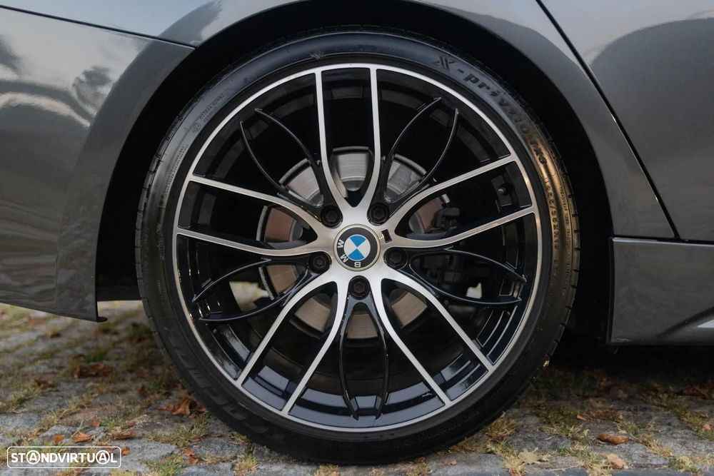 BMW 318 - 12
