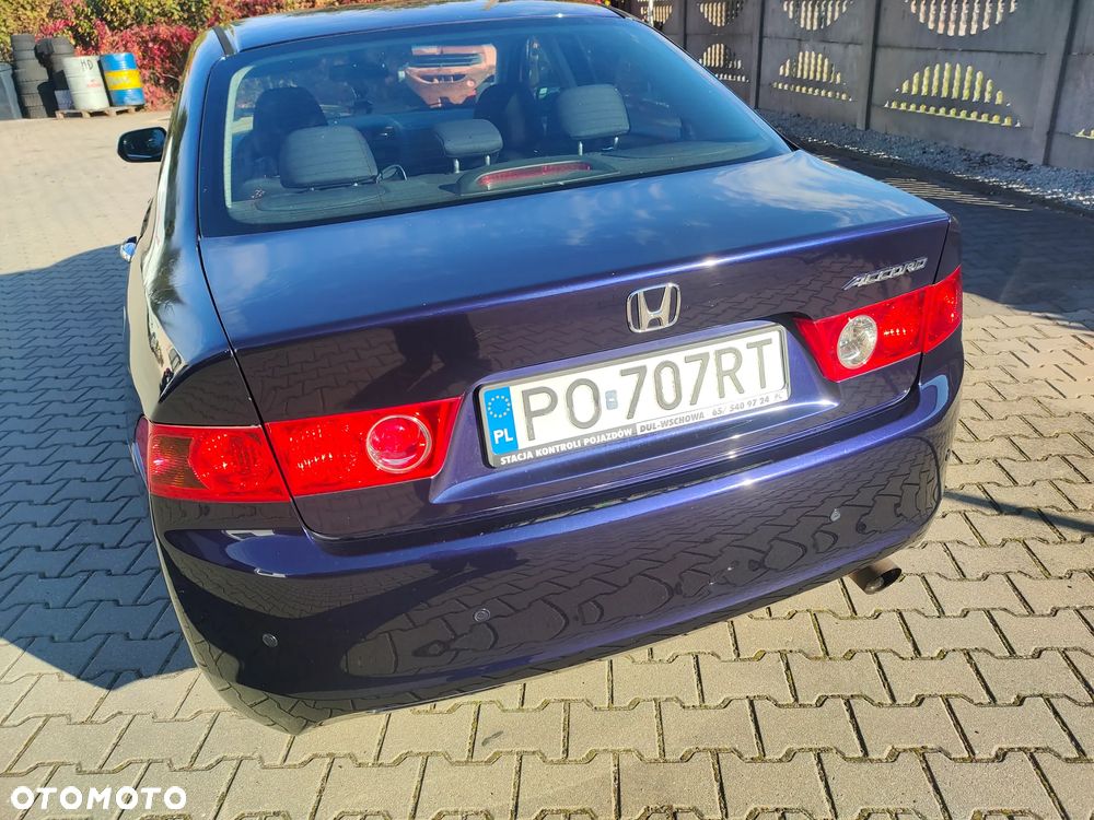 Honda Accord 2.0 Comfort - 3