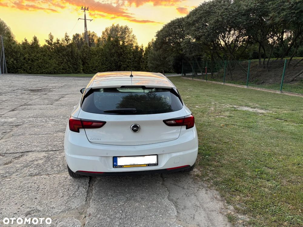Opel Astra V 1.2 T Elegance S&S - 6