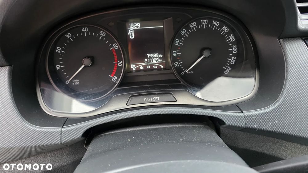 Skoda Fabia 1.0 TSI Active - 15