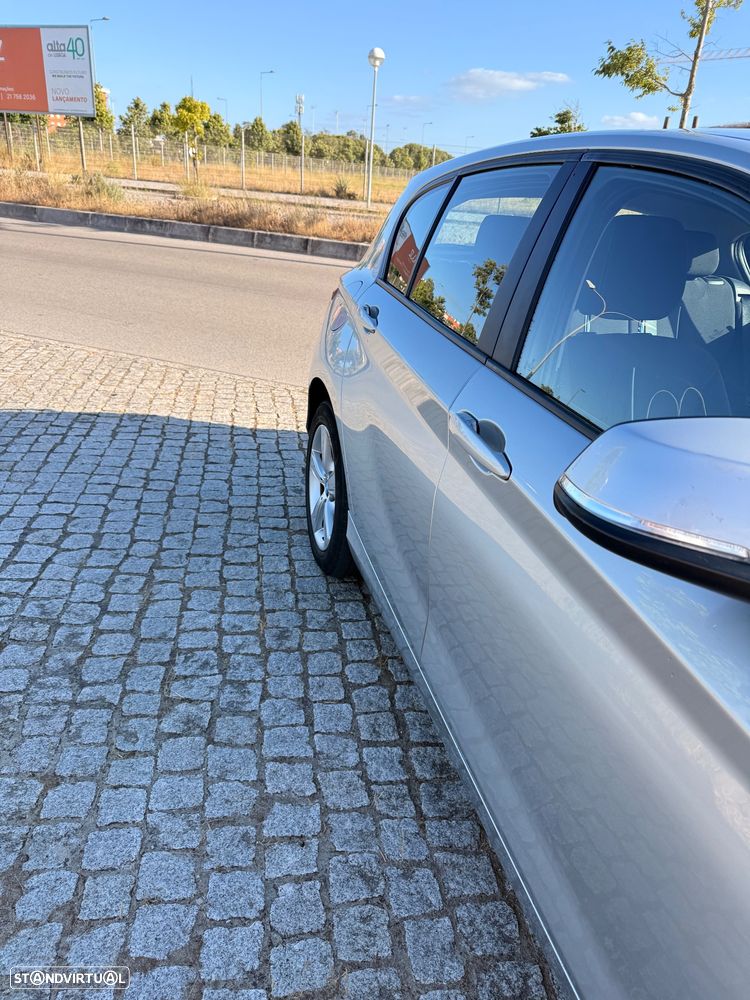 BMW 118 dA Line Sport - 4